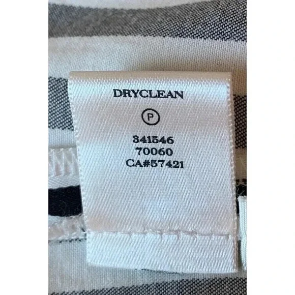 Ann Taylor Black & White Striped Sleeveless Fit & Flare Woman’s Dress Size 6P - Picture 4 of 6